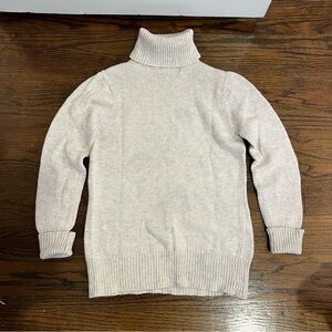 Zara Women’s Oatmeal Color Turtleneck Sweater Size M